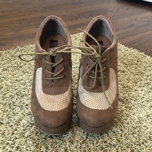 NWT Deena and Ozzy Booties